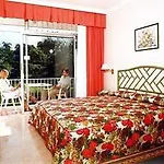 Parque Vacacional Eden Resort 4*