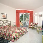 منتجع Parque Vacacional Eden بويرتو ذي لا كروز