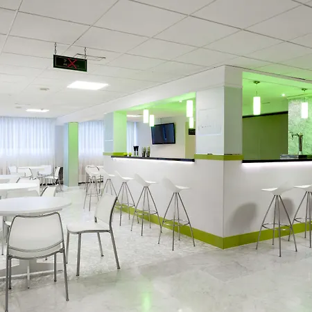 리조트 Parque Vacacional Eden