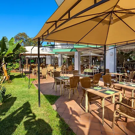 Parque Vacacional Eden 4*